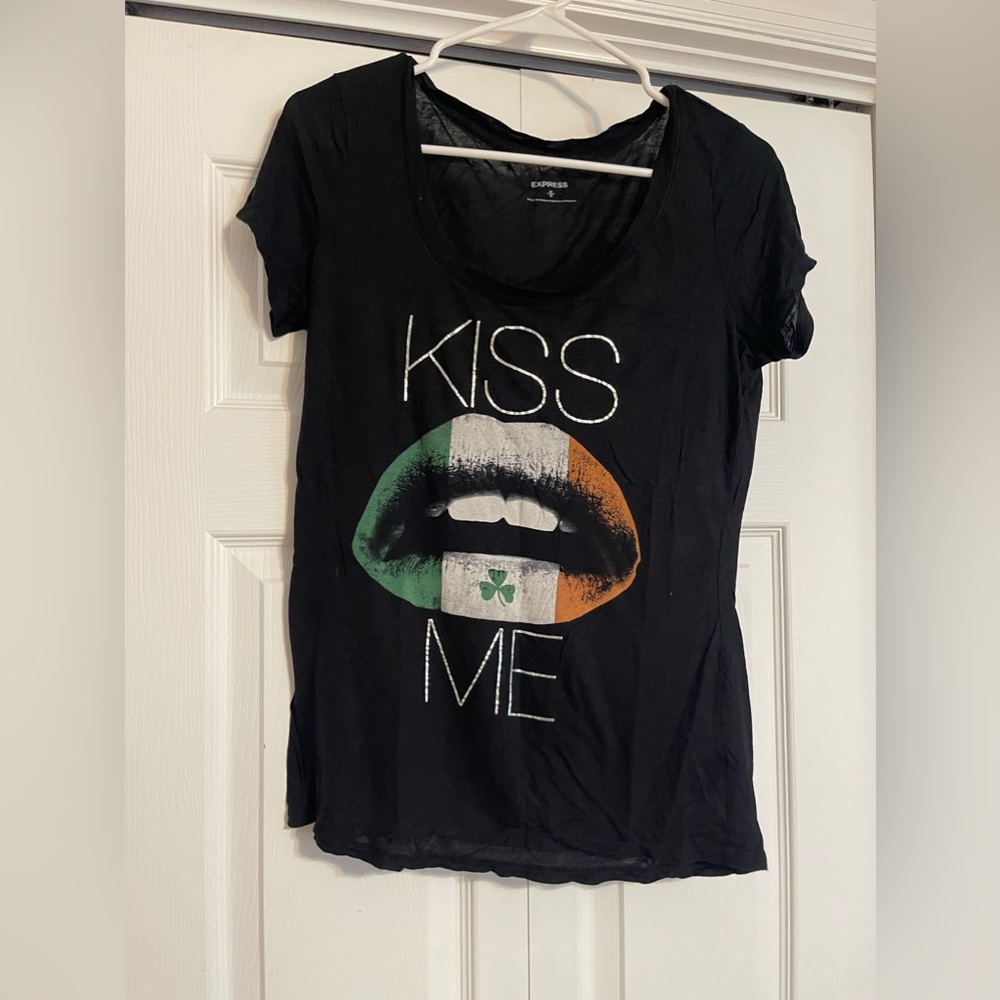 Express T-Shirt - Size M